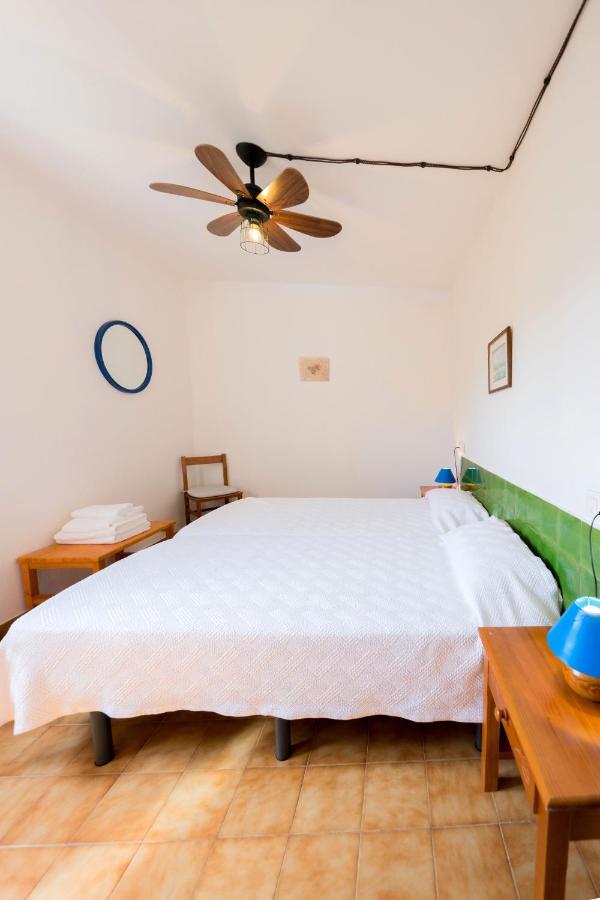 Apartamentos Sa Cornisa Cala Morell Esterno foto