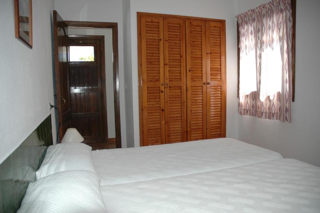 Apartamentos Sa Cornisa Cala Morell Camera foto